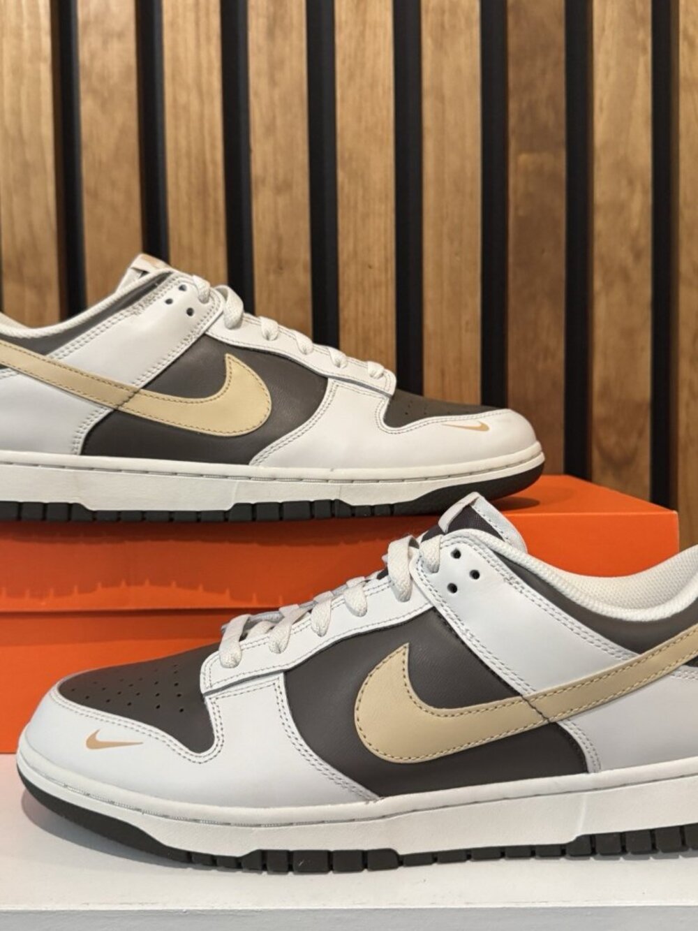 Nike Dunk Low Mocha Brown Beige Sesame HM9655-001 Women Size 12 / Mens Size 10.5